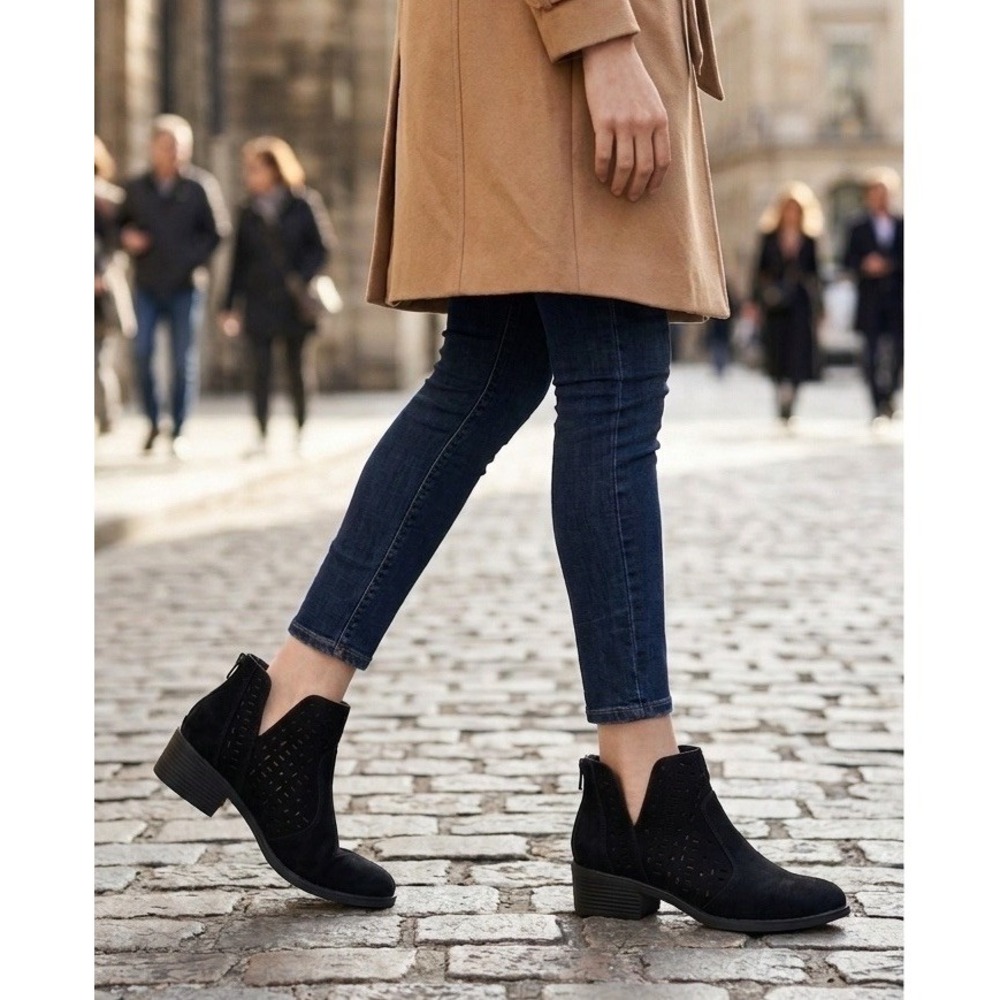 Eurosoft Catarina Women's Ankle Boots 9.5M Black Suede Perforated Cutout Zip